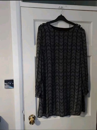 Maxx grey and - tk, black
