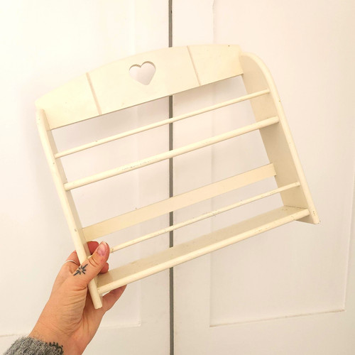 Vintage white wooden spice - white,