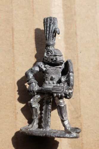 C32 slann palace - c32, officer