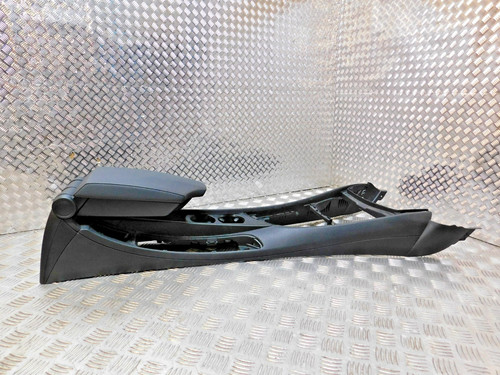 7125476 bmw series e81 e82 - 1,