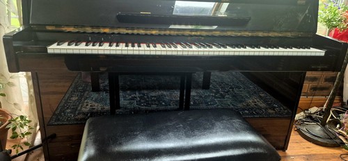 Black ebony yamaha upright - ebony,