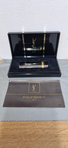 Yves saint laurent - saint, ysl