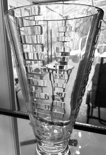 Edinburgh crystal stratus vase - stratus,