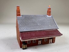 Hornby Lyddle End N8001 N GAUGE Waiting Room