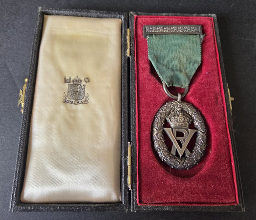 Victorian volunteer officers - victorian, officers'