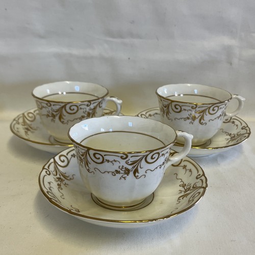 Beautiful antique teacups - 3x,