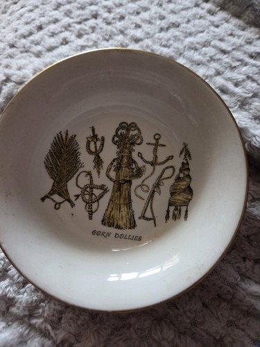 Vintage corn dollies - 'corn, dollies'