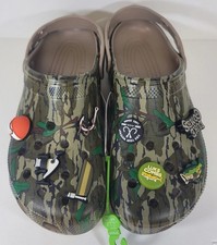 Luke Combs Crocs Bootleggers