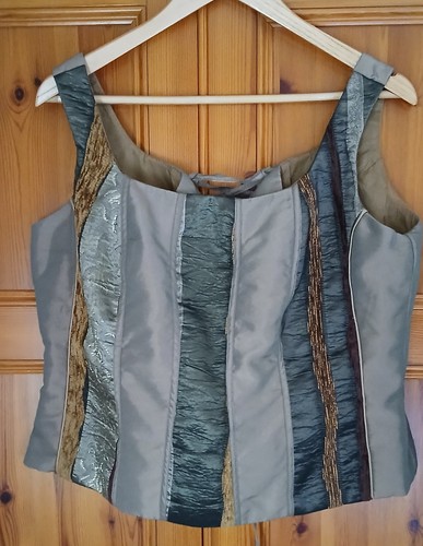 Closed front lace - closed,