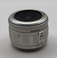 OLYMPUS M ZUIKO DIGITAL