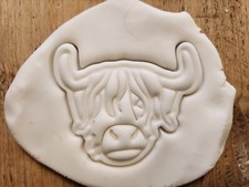 Highland cow cookie/ biscuit cutter, icing, baking, decorating, cake