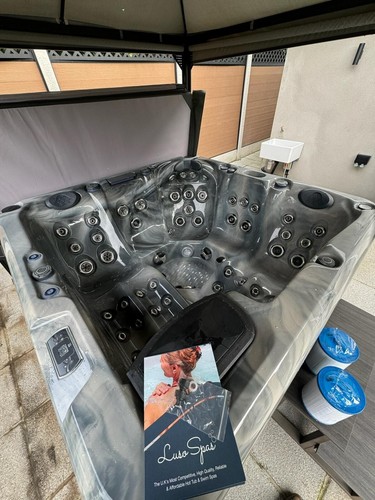 Person hot tub massive spec - 6,