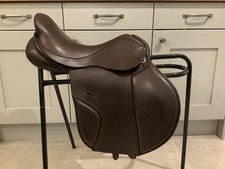 Paul Jones 17” jump Saddle
