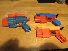 3 Nerf GUNS, 4 Ammo Capacity