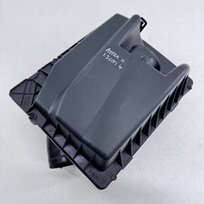 VAUXHALL ASTRA H AIR FILTER