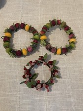 3 VINTAGE FROSTED FRUIT WREATH RING APPLES DOOR TABLE CHRISTMAS DECORATIONS