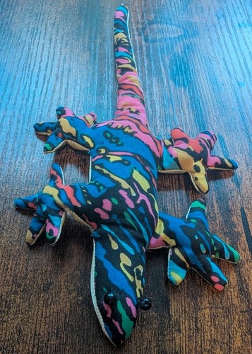 Vintage sand filled lizard - vintage,