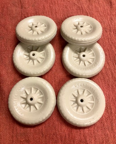 Wyandotte toys white - 6,