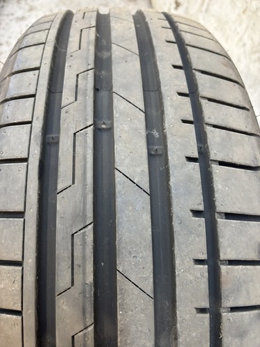 235 105w radial sport - 19,