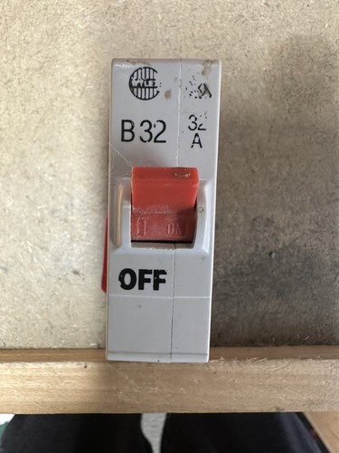 Wylex amp mcb push plug - mcb,