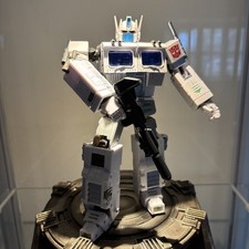 Transformers - ULTRA LEADER