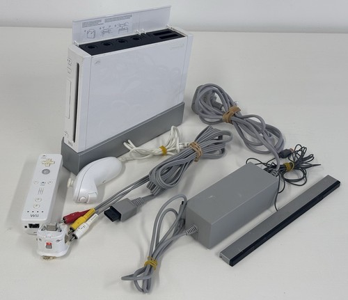 Nintendo wii console - nintendo,