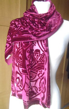 Beautiful devore Celtic design