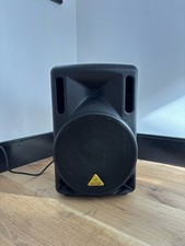 Behringer EUROLIVE B210D Active 200W 2-Way PA Speaker. Used.