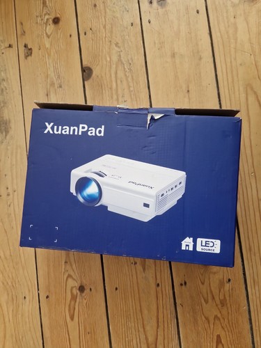 Xuanpad mini projector 2400 - mini,
