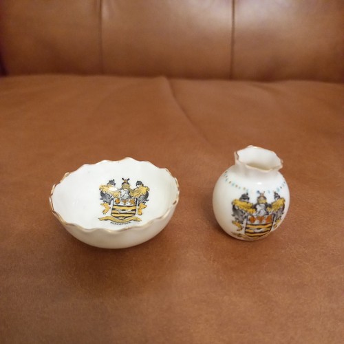 Goss crested china model - crested,
