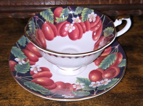 Vintage queen fine bone - queen's,