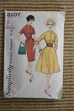 VINTAGE 1960s SIMPLICITY paper