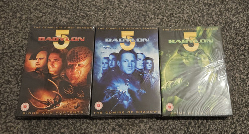 Warner bros babylon 5 - warner,