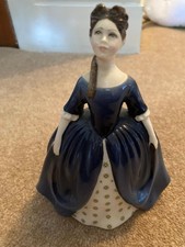 ROYAL DOULTON FIGURINE 'DEBBIE'. HN 2385.  1969-82. DESIGNER: MARGARET DAVIES.