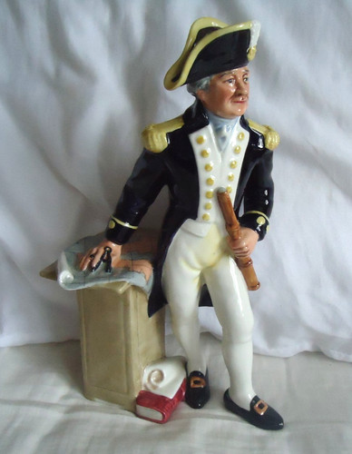 Royal doulton 24cm figure - doulton,
