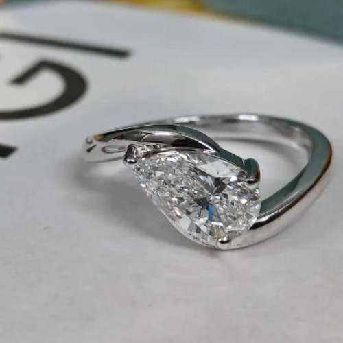 Carat pear cut - carat,
