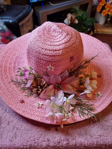 Ladies hats - ladies,