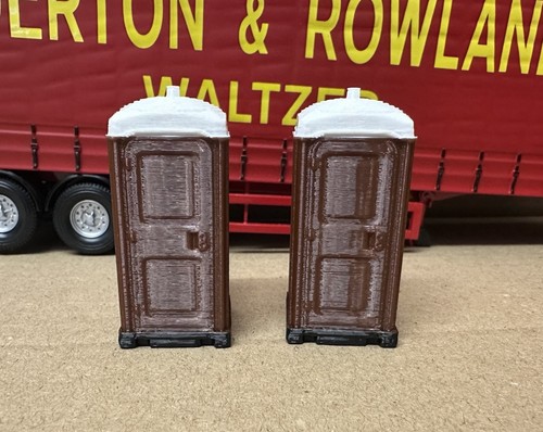 Portable toilet diorama - portable,