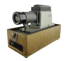 Vintage Argus PA 200 Slide 35MM Film Projector Viewer Anastigmat f3.5 WORKING