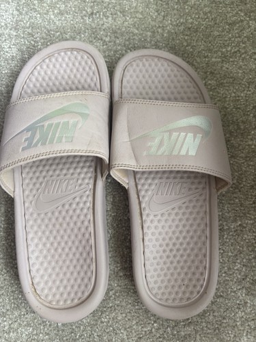 Nike pale lilac sliders - nike, size