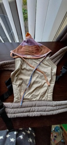 Wompat baby carrier - carrier,, but