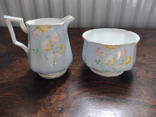 Vintage bell china - china, milk