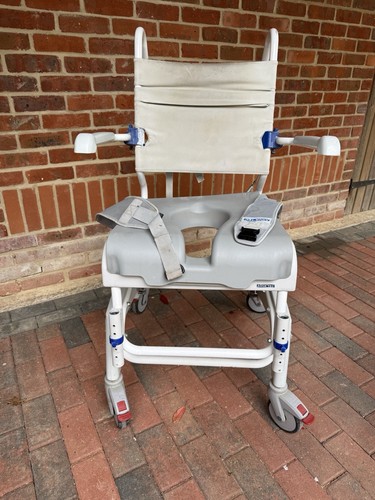 Shower wheelchair invacare - shower, wheelchair.
