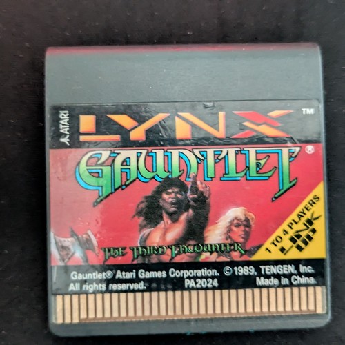 Atari lynx video - game,