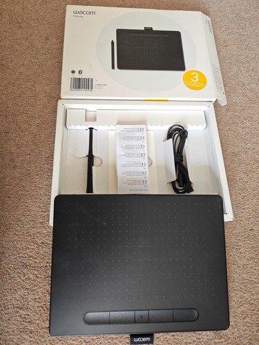 Wacom intuos medium - wacom,