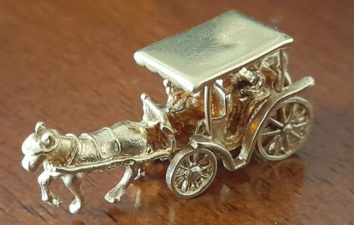 9ct gold charm horse - gold, &