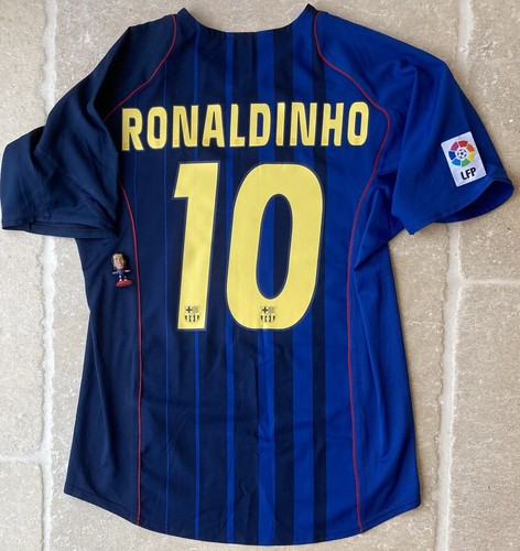 Barcelona away shirt 2004 - away,