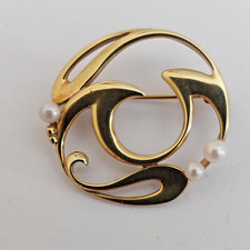 Scottish 9ct Gold Ola Gorie Orkney pearl brooch hallmarked Edinburgh 1995