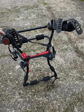 HALFORDS 3 bike rear mounted