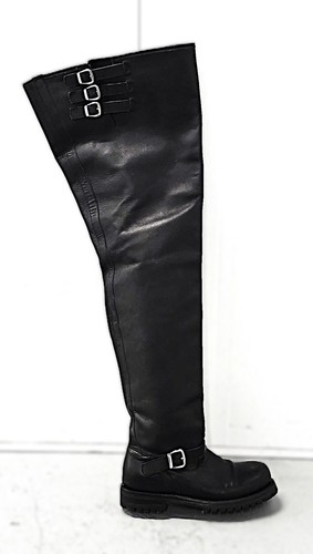 Rare custom leather thigh - rare,